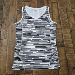 Tek Gear DryTek Womens Medium Athlectic Top